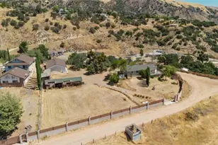 403 Cuddy Canyon Rd, Lebec, CA 93243 - Photo 4