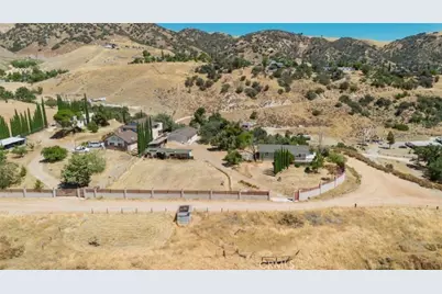 403 Cuddy Canyon Road, Lebec, CA 93243 - Photo 6
