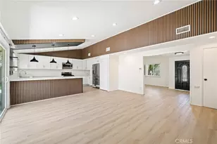 22231 Marlin, Canoga Park, CA 91303 - Photo 8