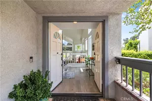 24520 Windsor Dr, Valencia, CA 91355 - Photo 4