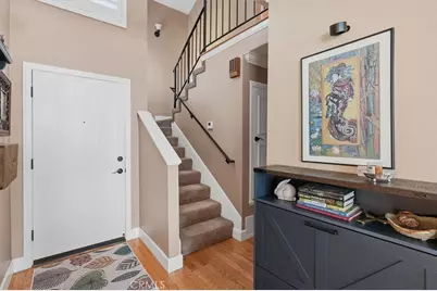 28828 Loretta Lane, Canyon Country, CA 91387 - Photo 2