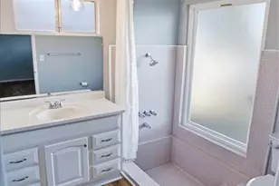 22220 Barbacoa Dr, Saugus, CA 91350 - Photo 10