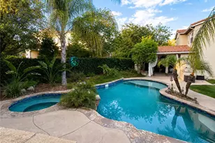 24139 Crescent Ct, Valencia, CA 91355 - Photo 2
