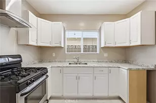 7803 Allott, Van Nuys, CA 91402 - Photo 22