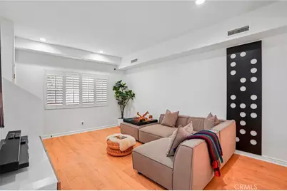 1536 Hi Point Street #103, Los Angeles, CA 90035 - Photo 6