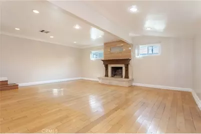 8855 Tyrone Avenue, Panorama City, CA 91402 - Photo 12