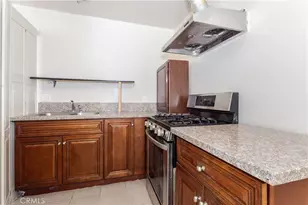 8855 Tyrone Ave, Panorama City, CA 91402 - Photo 36