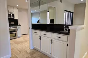 236 Country Club Dr, Simi Valley, CA 93065 - Photo 8