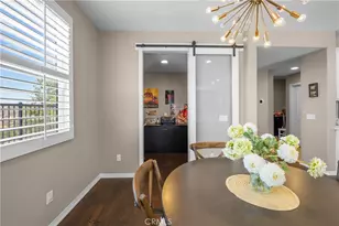 27278 Ardella Pl, Saugus, CA 91350 - Photo 12