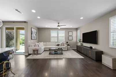 27278 Ardella Place, Saugus, CA 91350 - Photo 6