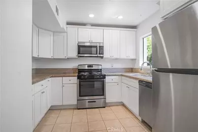 5700 Etiwanda Avenue #288, Tarzana, CA 91356 - Photo 12