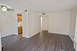 7320 Balboa Blvd, Lake Balboa, CA 91406 - Photo 6