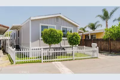 15445 Cobalt Street #124, Sylmar, CA 91342 - Photo 2