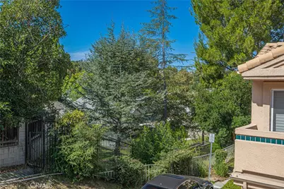 18834 Vista Del Canon #E, Newhall, CA 91321 - Photo 10