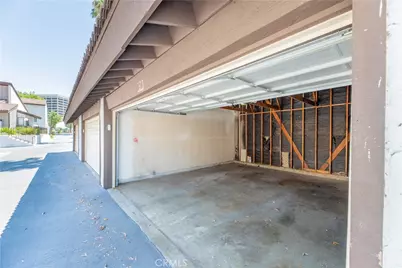 6275 Canoga #61, Woodland Hills, CA 91367 - Photo 22