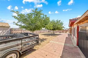 9121 Grove Ave, California City, CA 93505 - Photo 42