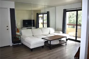 18169 Sundowner, Canyon Country, CA 91387 - Photo 4