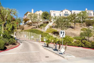 5668 Como Circle, Woodland Hills, CA 91367 - Photo 44