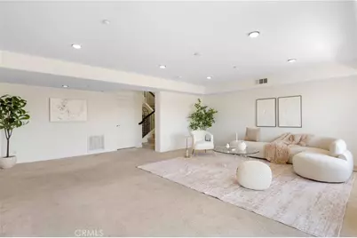 5668 Como Circle, Woodland Hills, CA 91367 - Photo 32