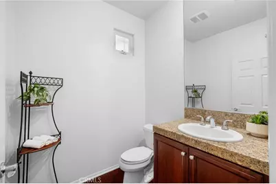 5668 Como Circle, Woodland Hills, CA 91367 - Photo 20