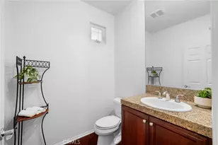 5668 Como, Woodland Hills, CA 91367 - Photo 20