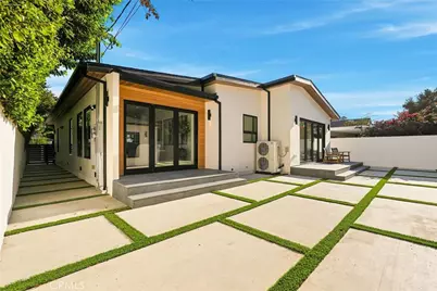 14627 Huston, Sherman Oaks, CA 91403 - Photo 32