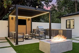 14627 Huston, Sherman Oaks, CA 91403 - Photo 46