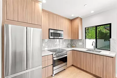 14627 Huston, Sherman Oaks, CA 91403 - Photo 48