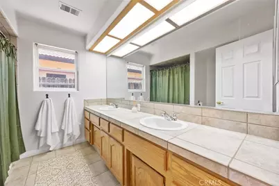14005 Austin Creek Avenue, Bakersfield, CA 93314 - Photo 34