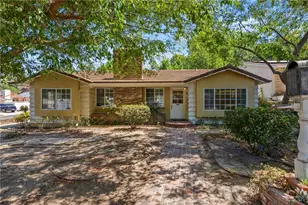 4898 Reforma Rd, Woodland Hills, CA 91364 - Photo 4
