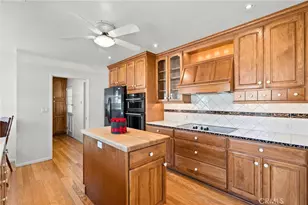 4898 Reforma Rd, Woodland Hills, CA 91364 - Photo 18