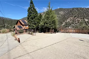 14921 Ward Dr, Pine Mountain Club, CA 93225 - Photo 8