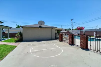 8315 Canterbury Avenue, Los Angeles, CA 91352 - Photo 8