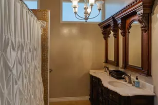 8315 Canterbury Ave, Los Angeles, CA 91352 - Photo 14
