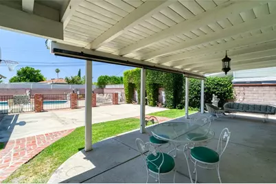 8315 Canterbury Avenue, Los Angeles, CA 91352 - Photo 36