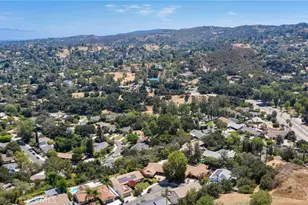 22388 Algunas Rd, Woodland Hills, CA 91364 - Photo 42