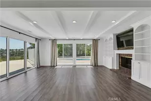 22388 Algunas Rd, Woodland Hills, CA 91364 - Photo 6