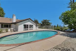 22388 Algunas Rd, Woodland Hills, CA 91364 - Photo 32