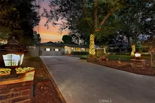 5946 Jumilla, Woodland Hills, CA 91367 - Photo 44