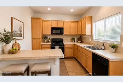43737 Raysack, Lancaster, CA 93535 - Photo 4