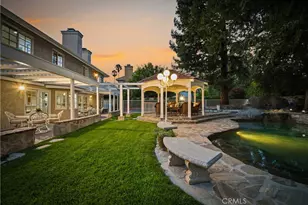 30220 Walford Ct, Agoura Hills, CA 91301 - Photo 36