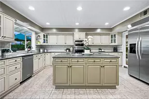 30220 Walford Ct, Agoura Hills, CA 91301 - Photo 10