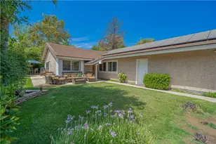 25557 Alesna, Valencia, CA 91355 - Photo 4