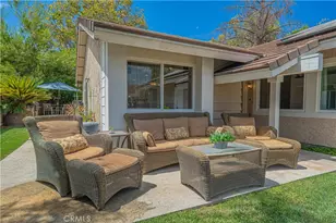 25557 Alesna, Valencia, CA 91355 - Photo 6