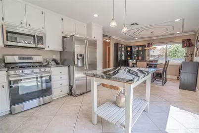 25557 Alesna, Valencia, CA 91355 - Photo 18