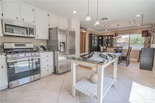 25557 Alesna, Valencia, CA 91355 - Photo 18
