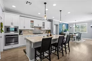 28200 Nield Ct, Saugus, CA 91350 - Photo 6