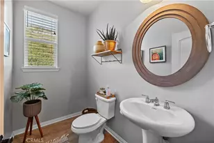 28200 Nield Ct, Saugus, CA 91350 - Photo 22