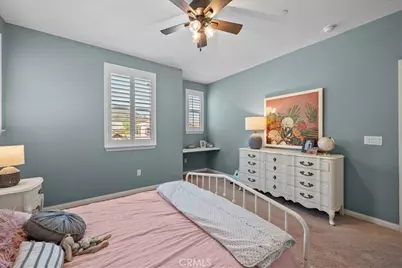 28200 Nield Court, Saugus, CA 91350 - Photo 34
