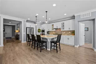 28200 Nield Ct, Saugus, CA 91350 - Photo 10